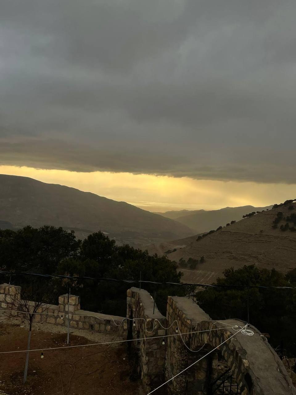 Heritige Inn Jordan Al-Qasr エクステリア 写真