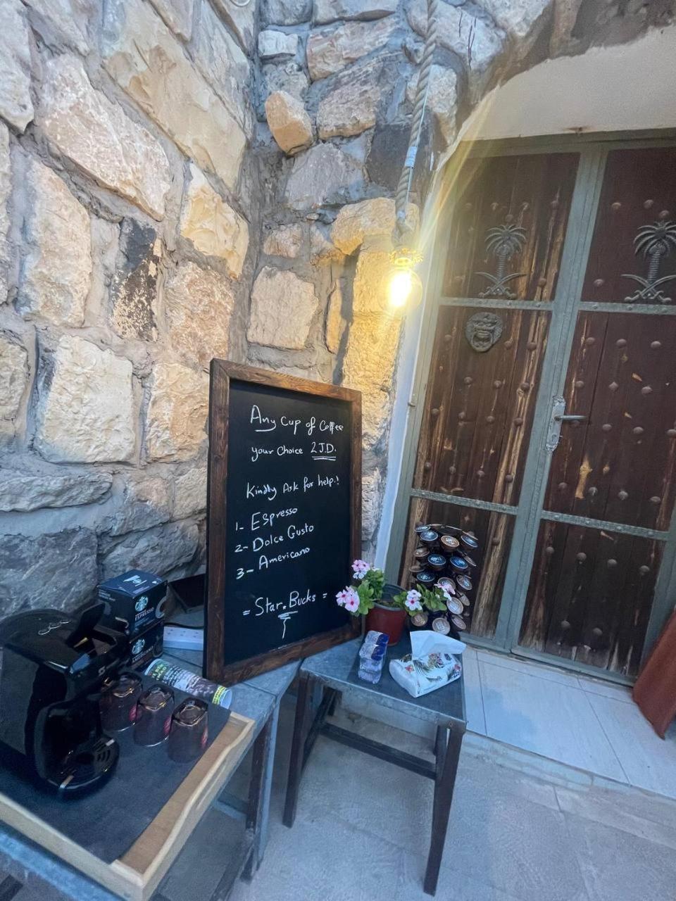 Heritige Inn Jordan Al-Qasr エクステリア 写真