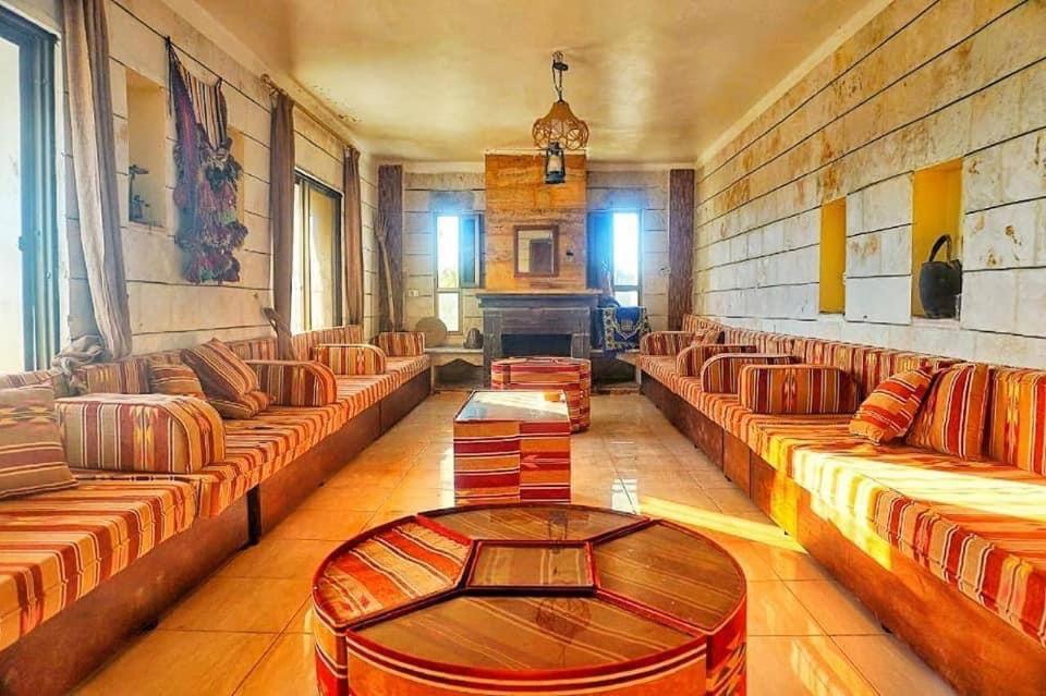 Heritige Inn Jordan Al-Qasr エクステリア 写真